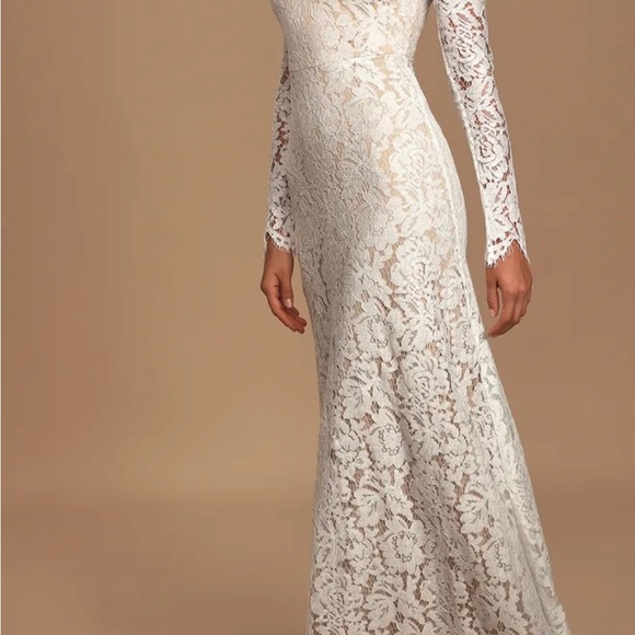 Never worn wedding dress. I’m 5’2 so the front was hemmed to my height! - Picture 4 of 5